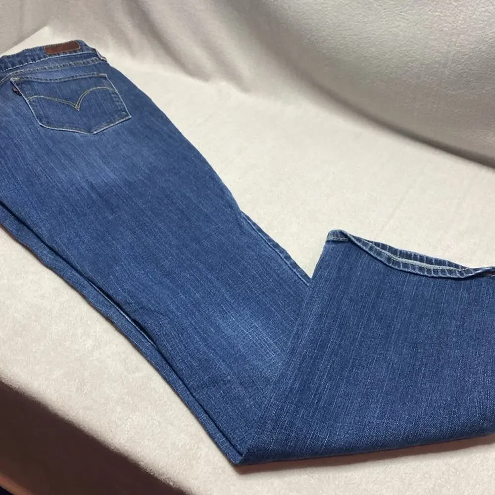 Levis levi blue